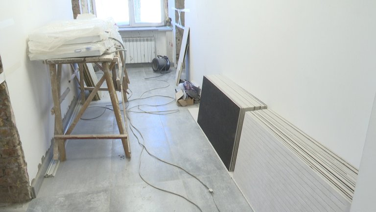 Капремонт впервые почти за полвека проходит в Иркутской областной детской школе искусств